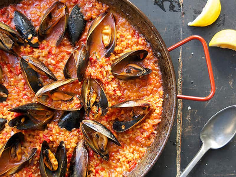 Mussel paella