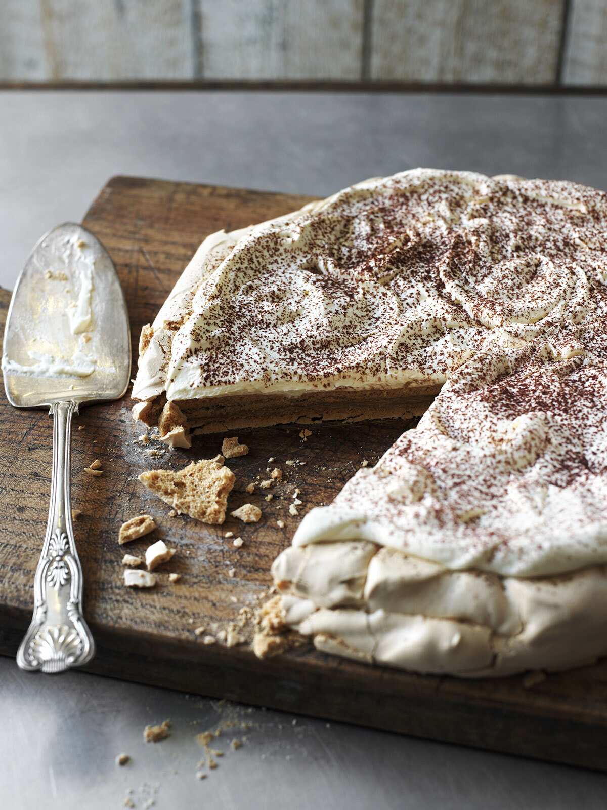Cappucino Pavlova