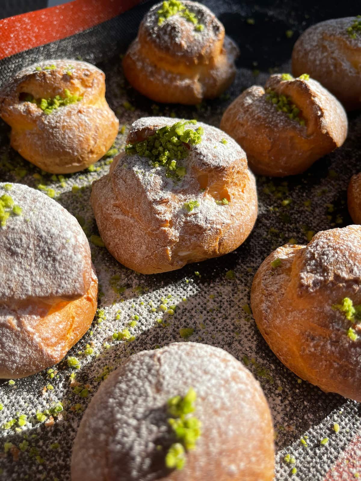 noon khamei - Persian cream puff