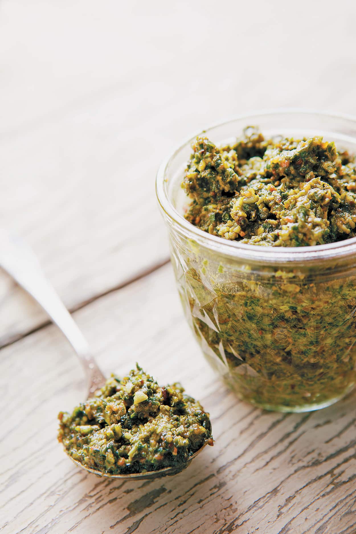 Tomato leaf pesto