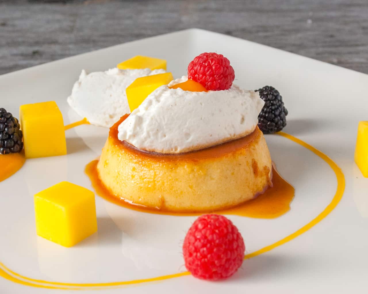 Mango creme caramel