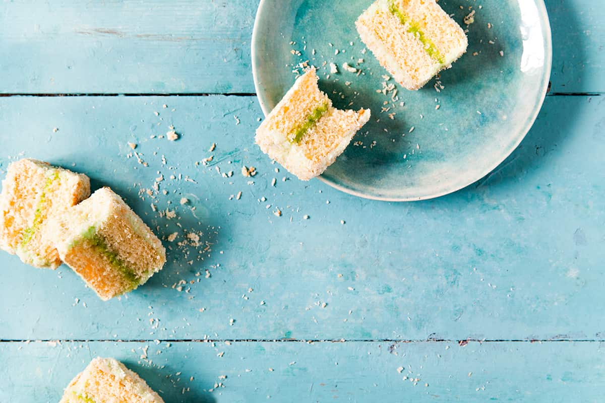 Pandan lamingtons