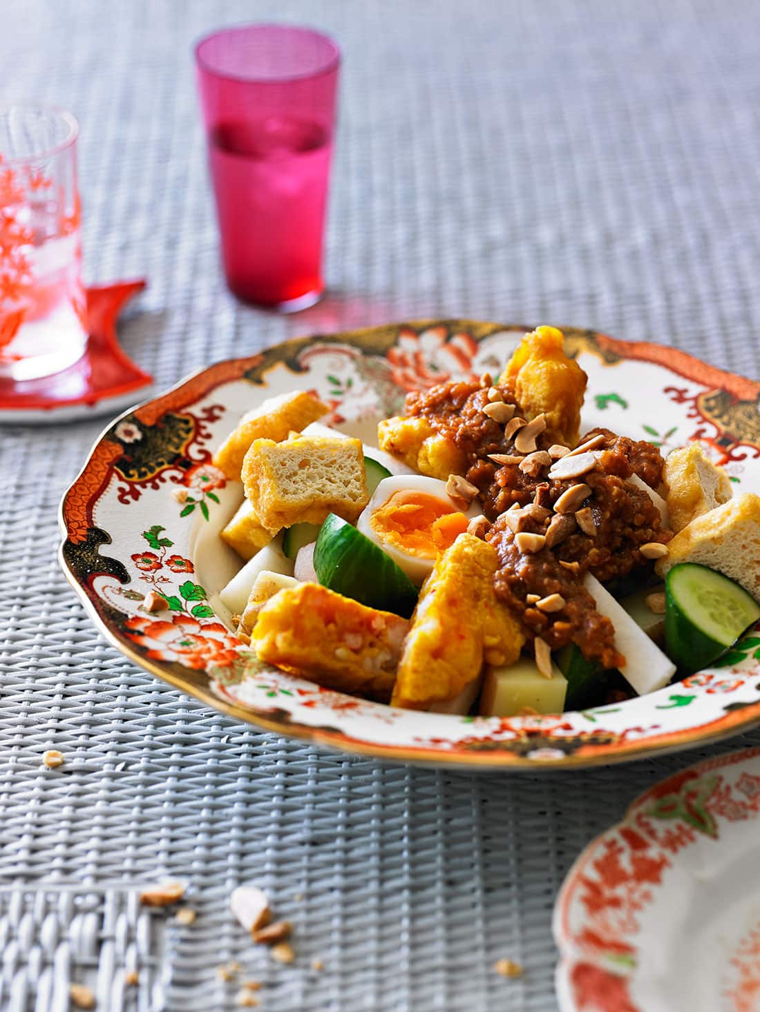 Malaysian-Indian salad (pasembur)