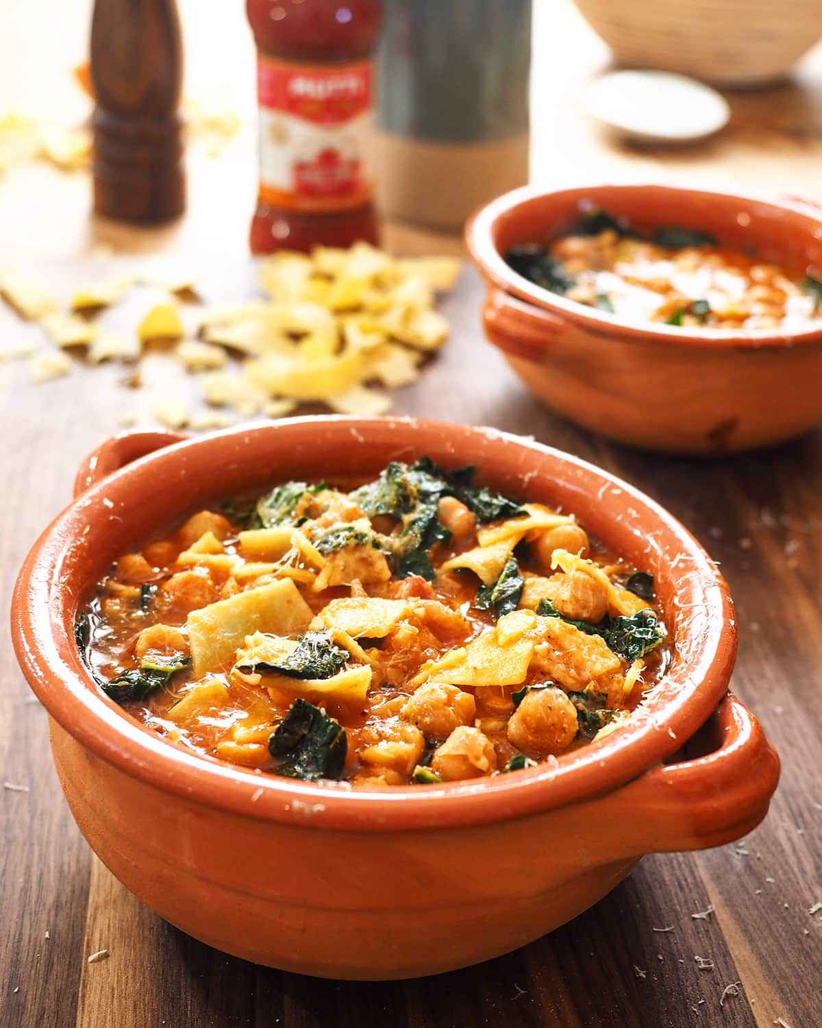 Pasta and chickpeas with Tuscan cabbage (pasta e ceci con cavolo nero) 