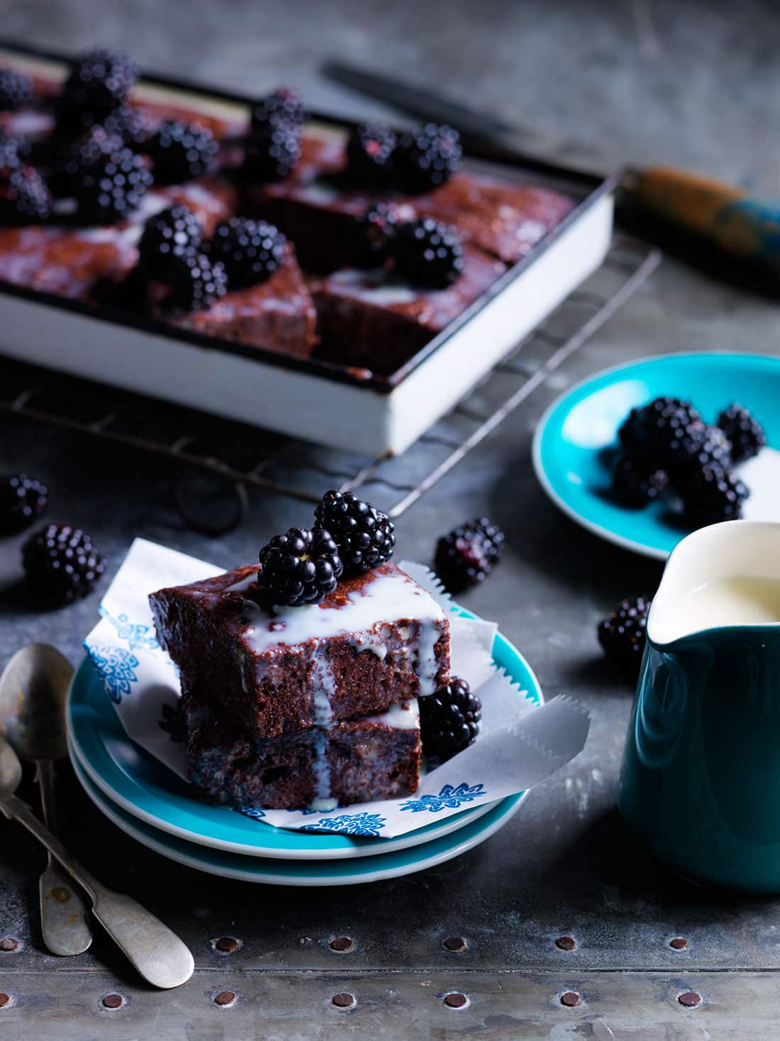 Chocolate three milks cake (pastel de tres leches con chocolate)