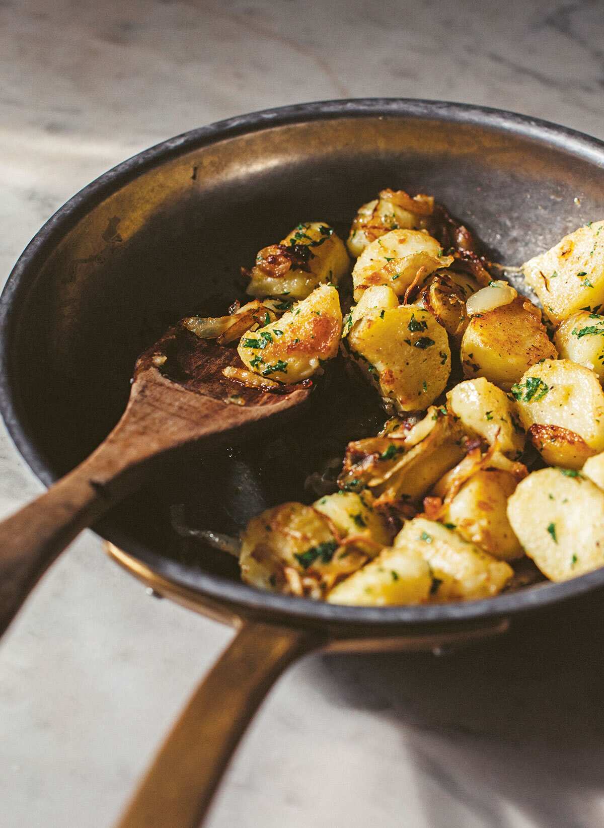 Venetian-style potatoes (Patate alla veneziana)