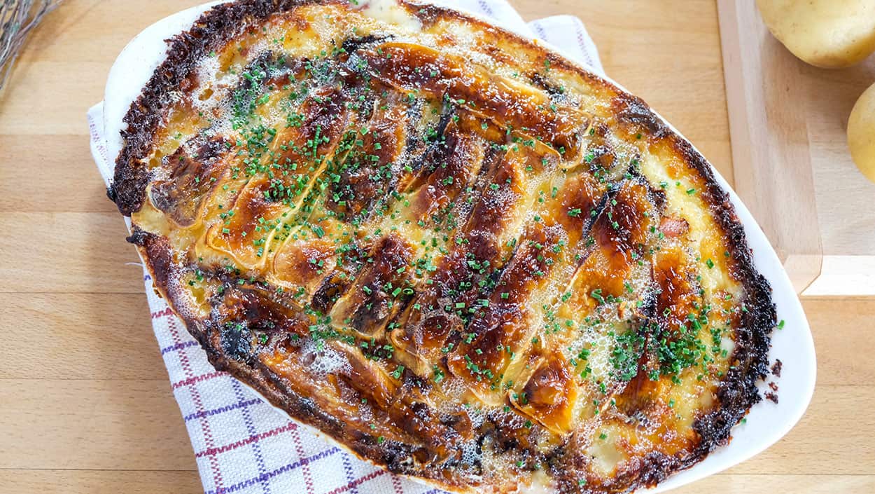 Potato and cheese bake (tartiflette)