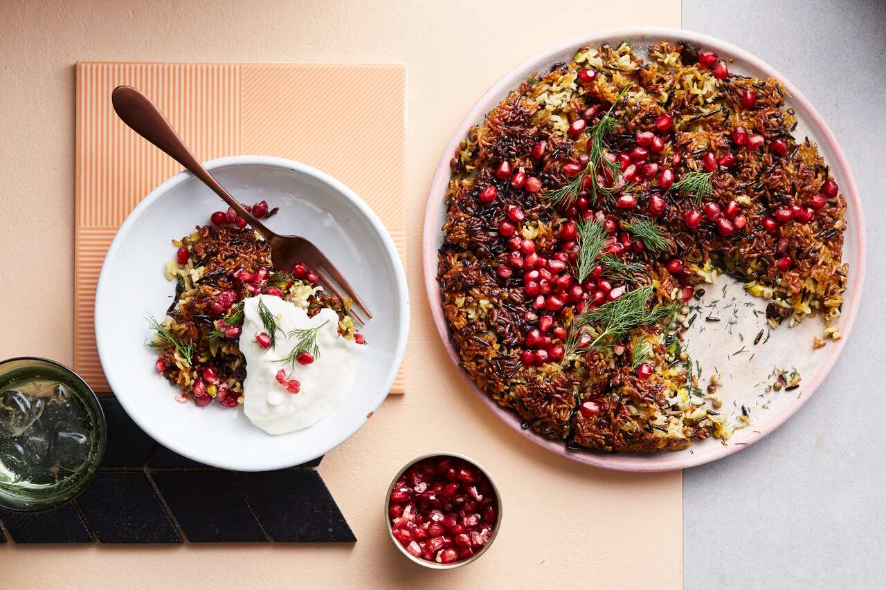 Persian golden rice and other dishes of cultural significance should be available to refugees.