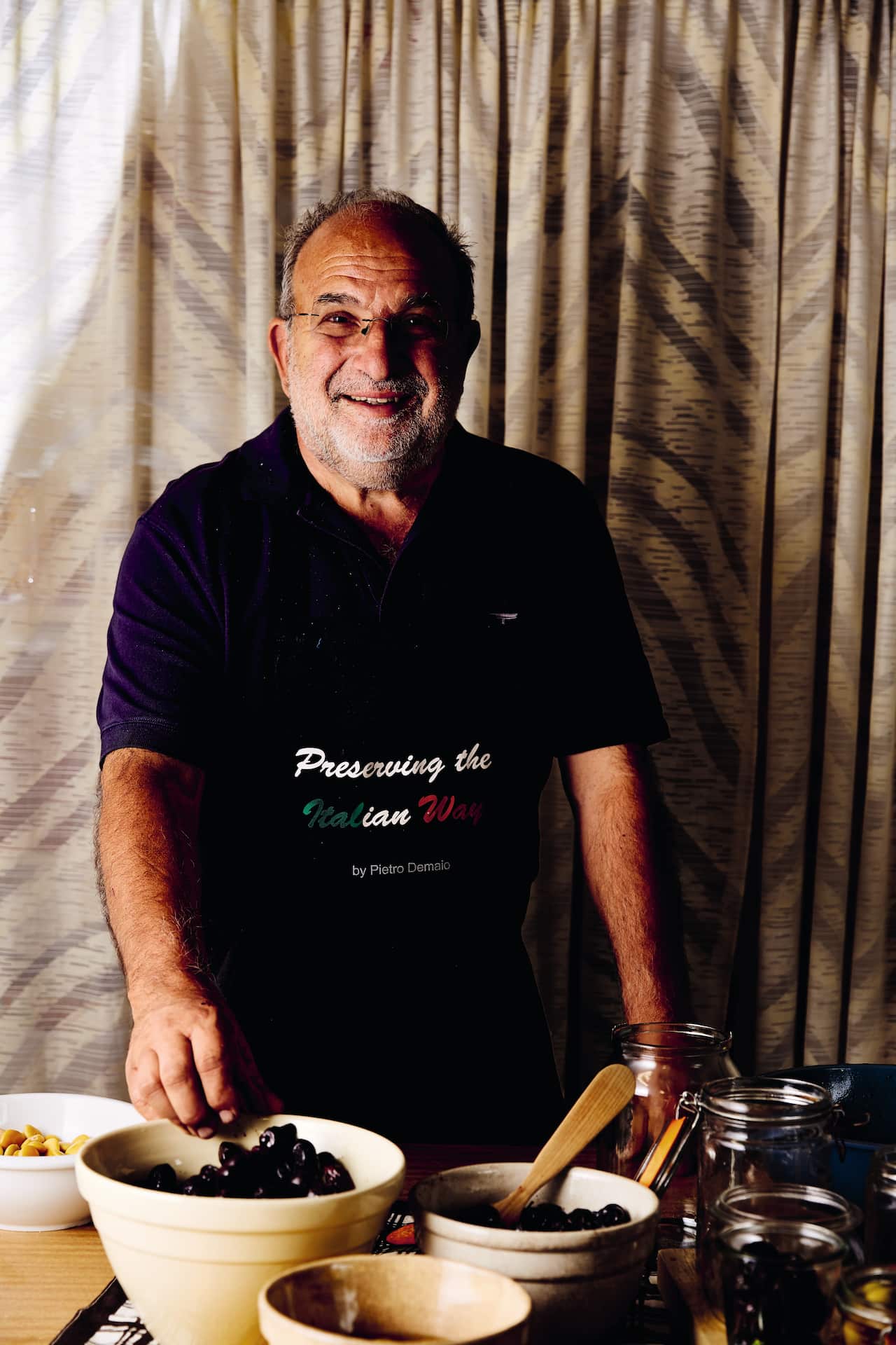 Pietro Demaio makes olives, according to a traditional recipe handed down through the generations. 