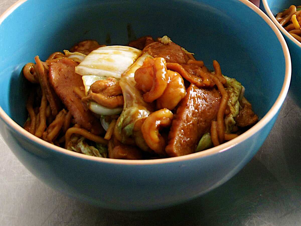 Mum’s Hokkien Noodles 
