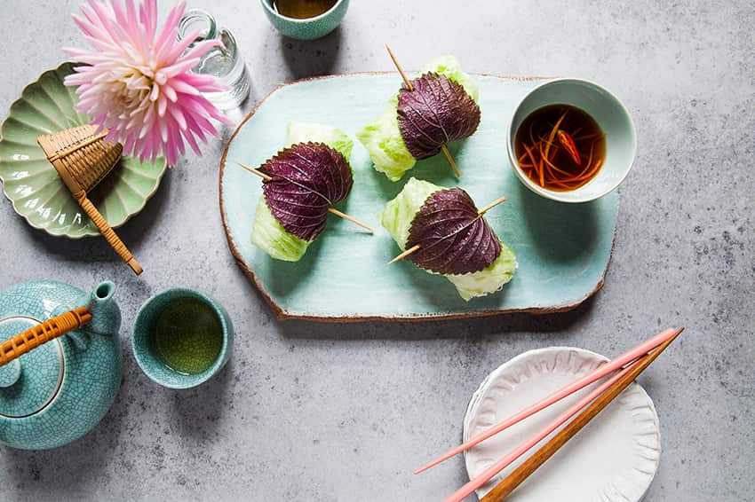 Pork and king prawn lettuce wrap