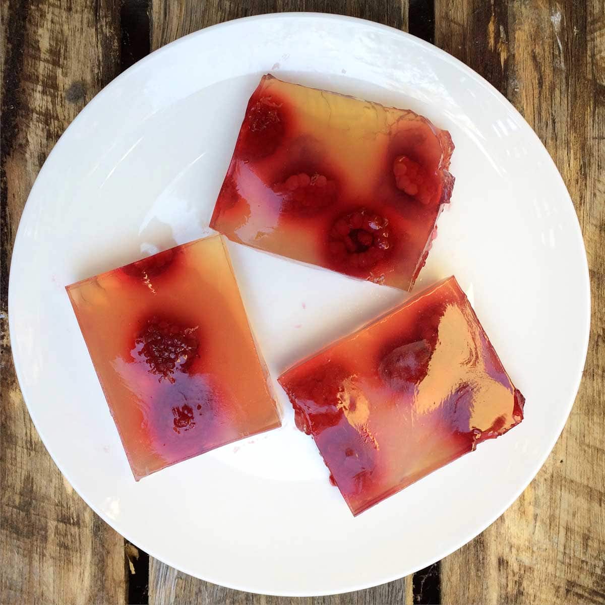 Chamomile, manuka honey and raspberry jellies