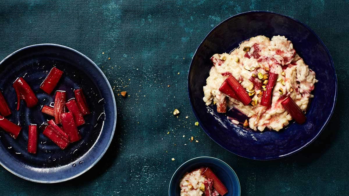 Rice pudding with rhubarb, pistachio and mascarpone