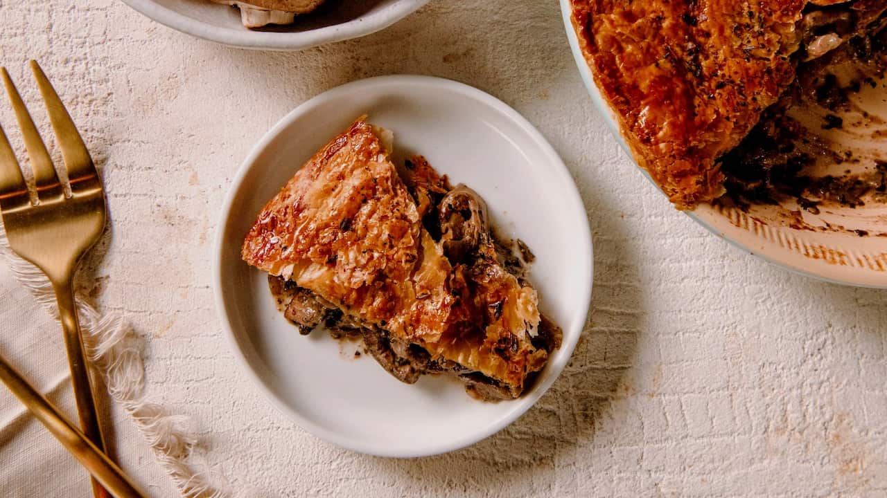 Wild mushroom and pepperberry pie