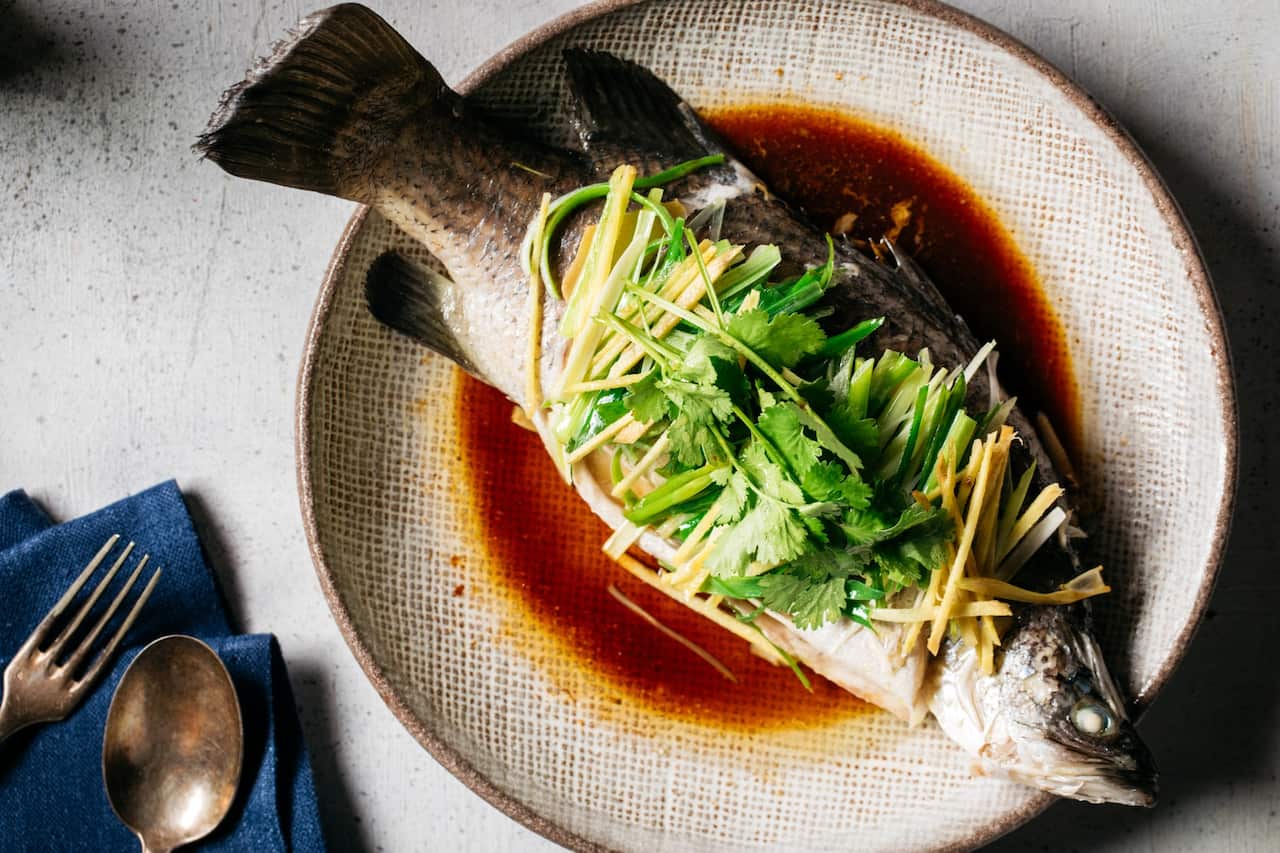 Cantonese steamed barramundi 