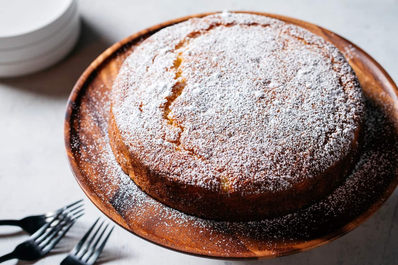 Ricotta and orange olive oil cake 