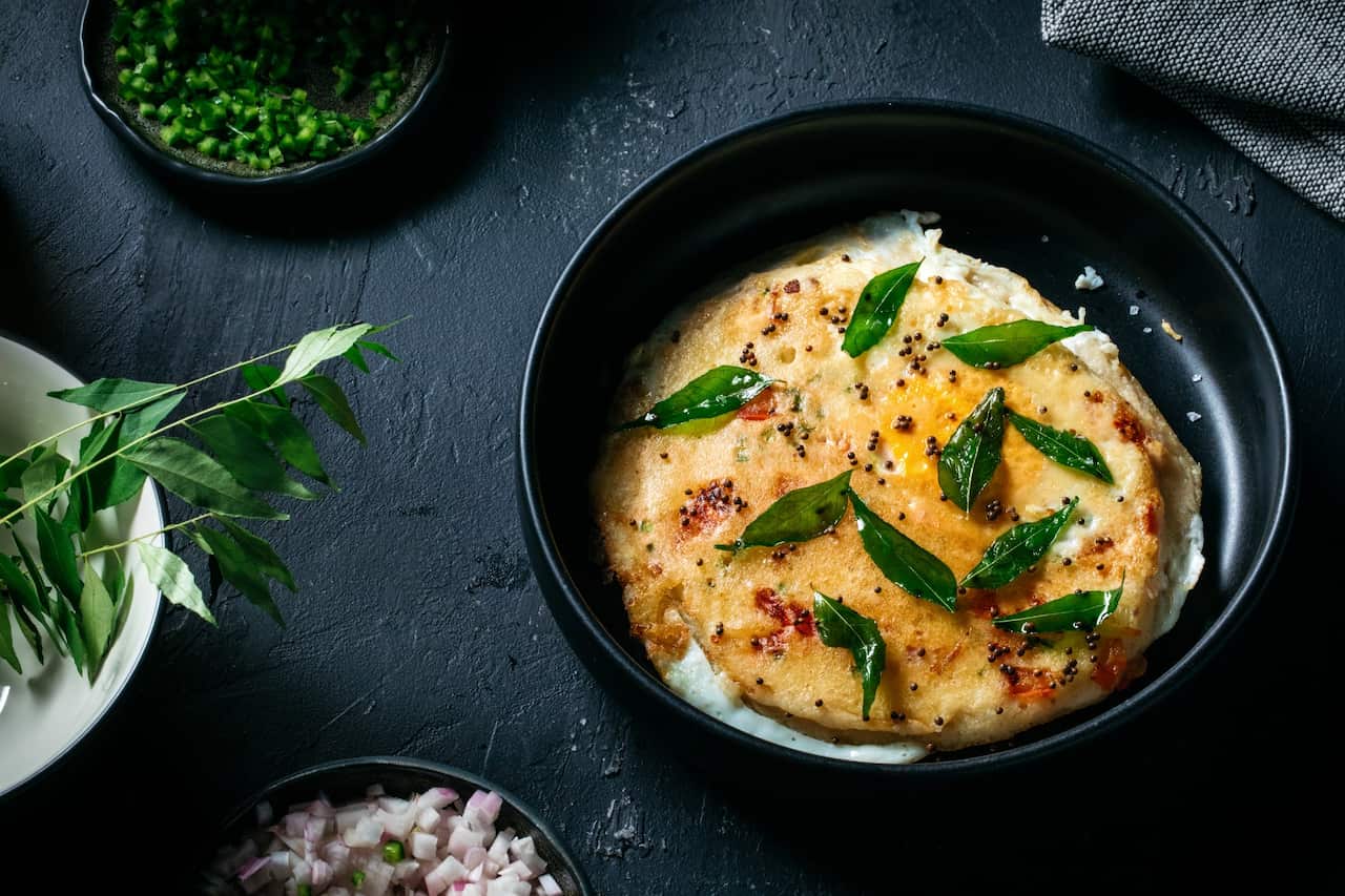 Uttapam with egg