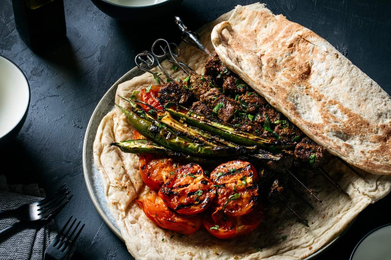 Sweet and sour kebab (kabab torsh) 