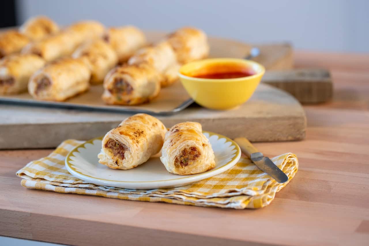 Sucuk sausage rolls