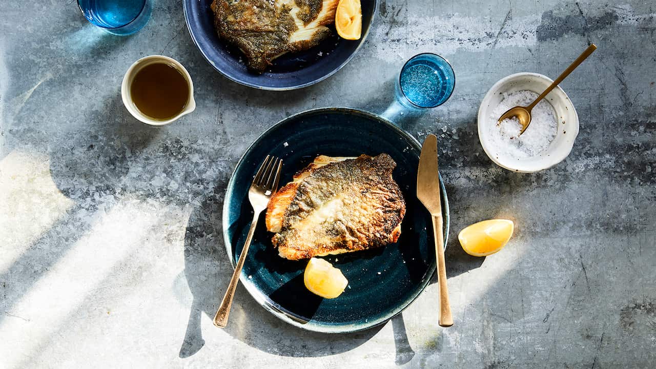 Pan-fried mirror dory