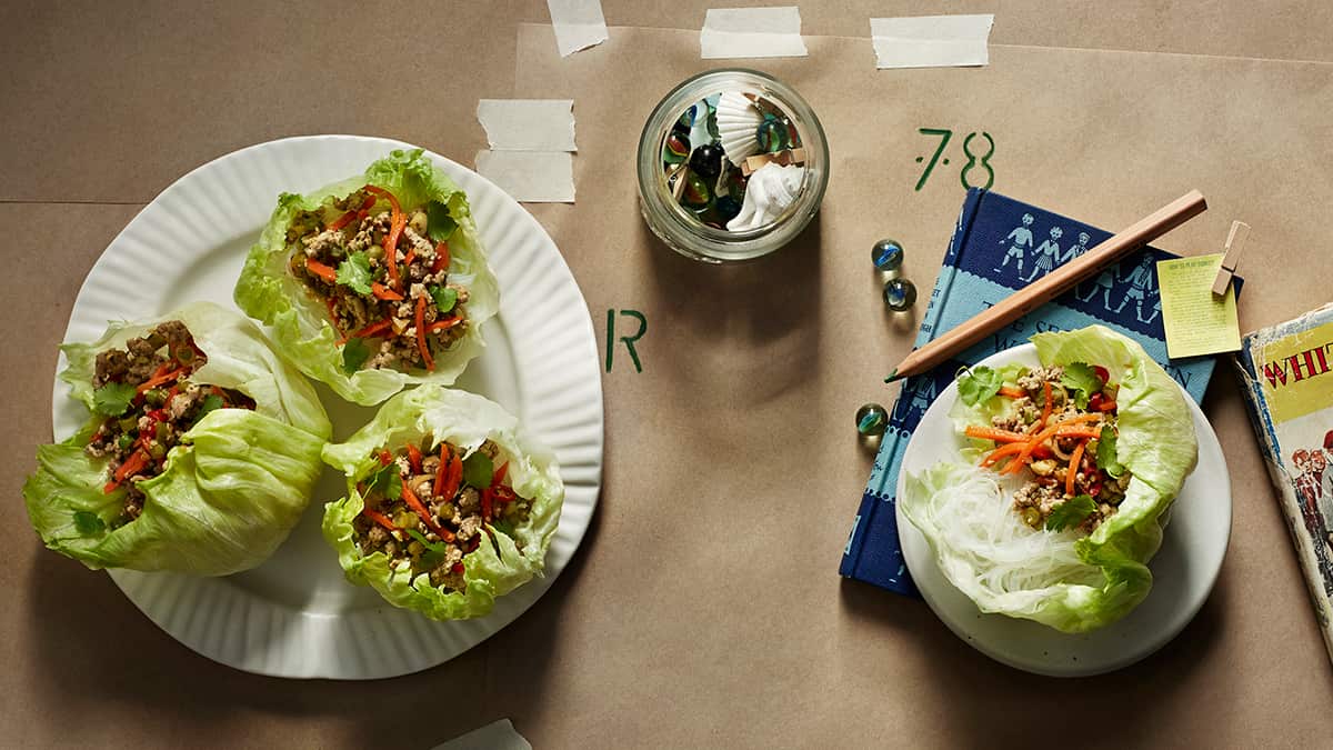 Thai-style lemongrass and chilli san choy bau