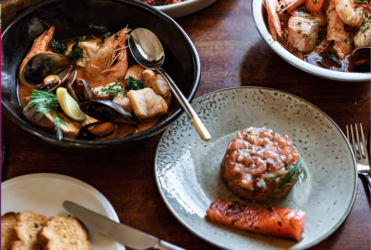 L'Heritage is a French Bistro in Chowder Bay on Sydney's lower north shore.