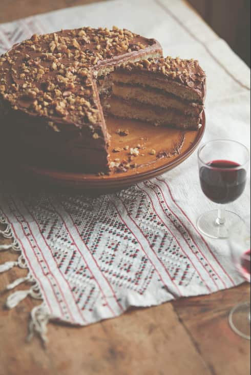 A vanilla mocha layer cake by Irina Georgescu, as featured in Tava.
