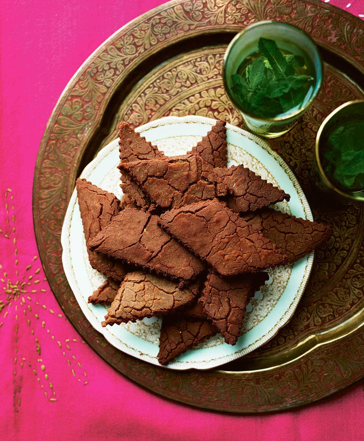 Shaker pare (sweet deep-fried snacks)