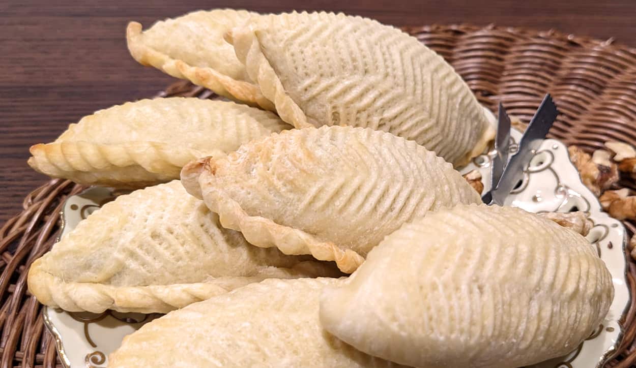 Shekerbura - Azerbaijani sweet pastries