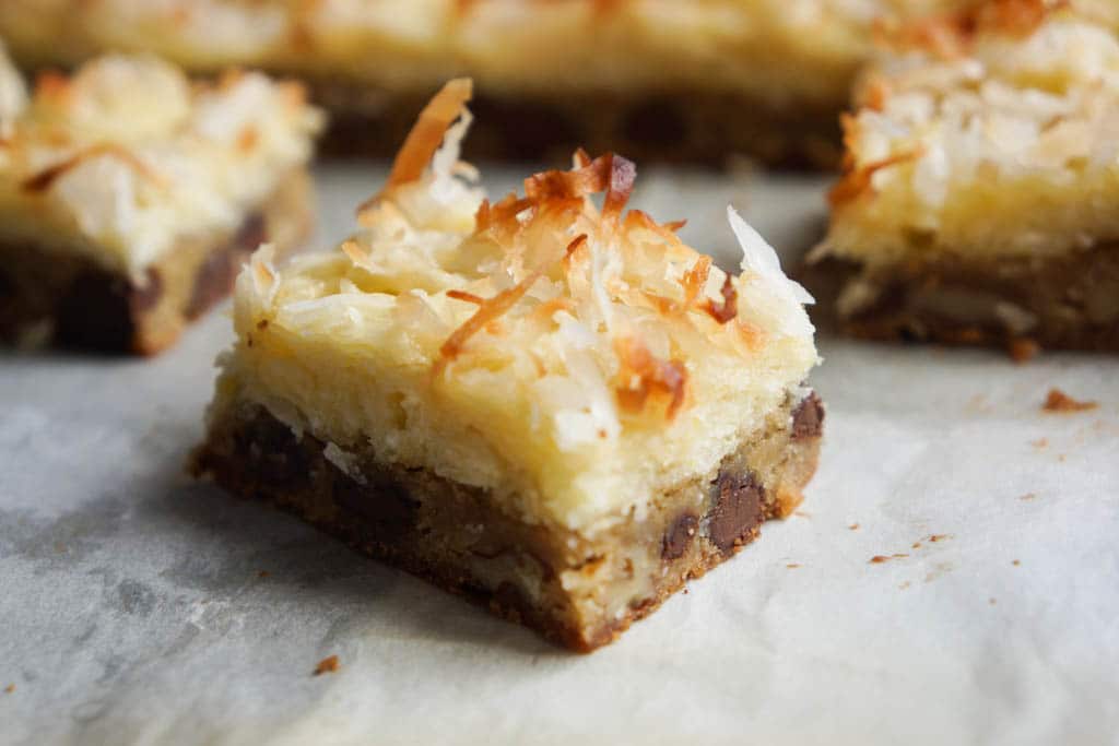 Chocolate chip macaroon bars