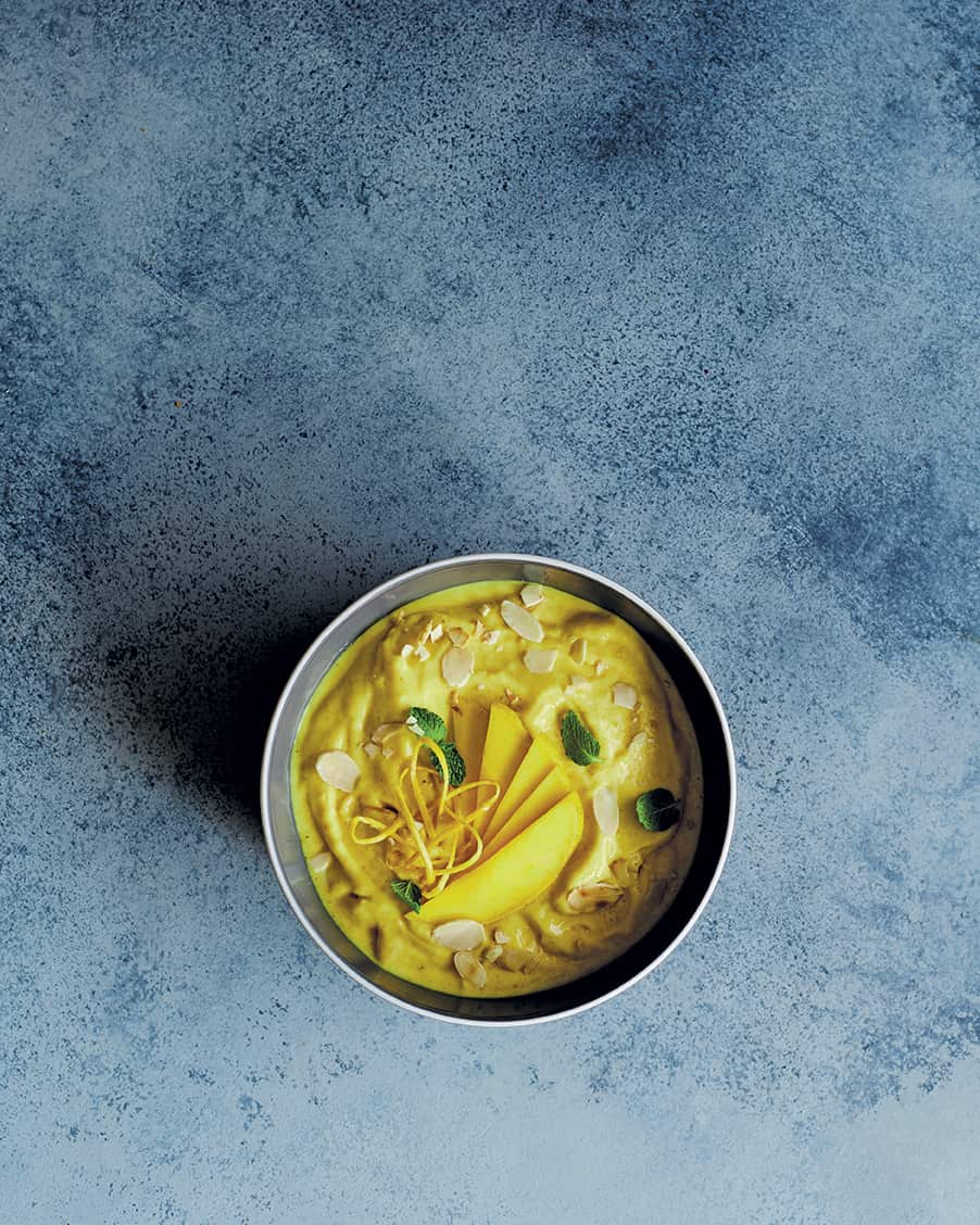 Mango & turmeric lassi smoothie