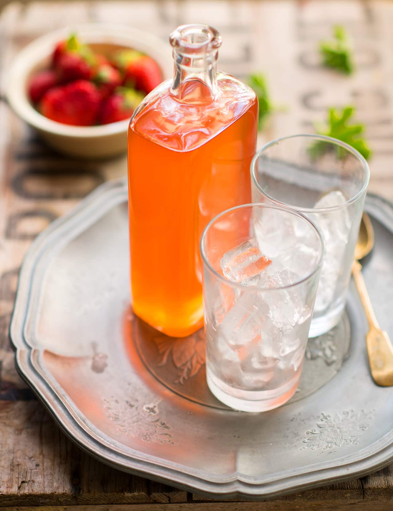 Strawberry and rose geranium cordial