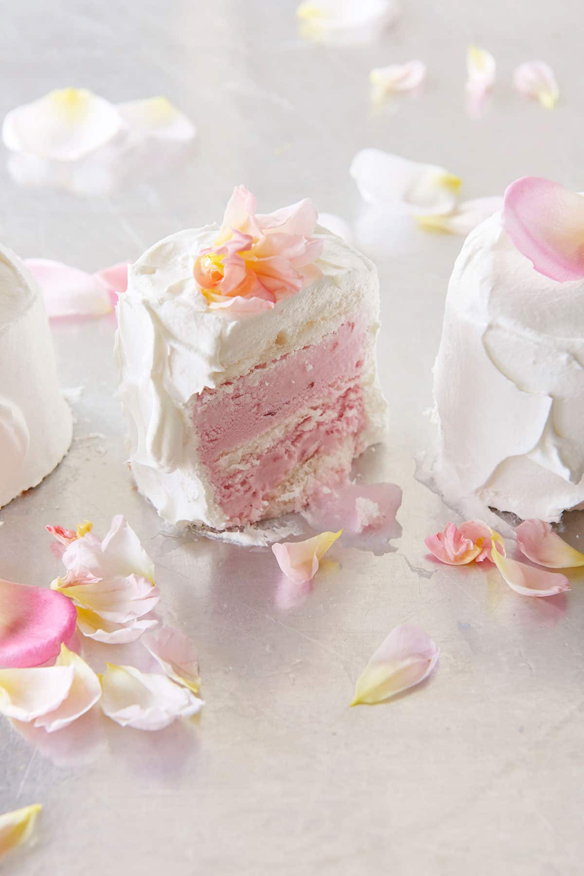 Strawberry ice-cream cupcakes