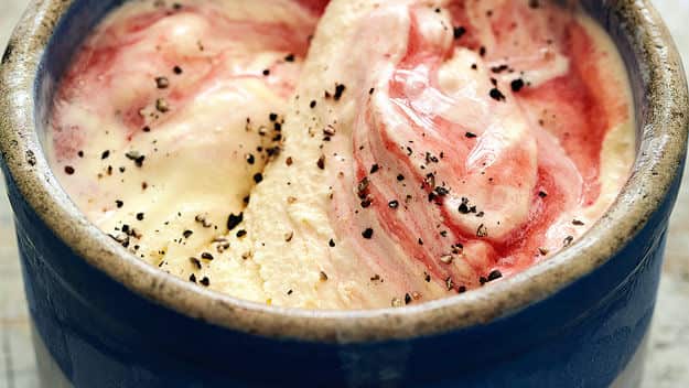 strawberry_ripple_icecream__A0.jpg