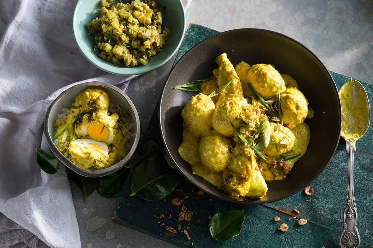 Sumatran egg curry with green sambal (gulai telur / sambal lado ijo) 