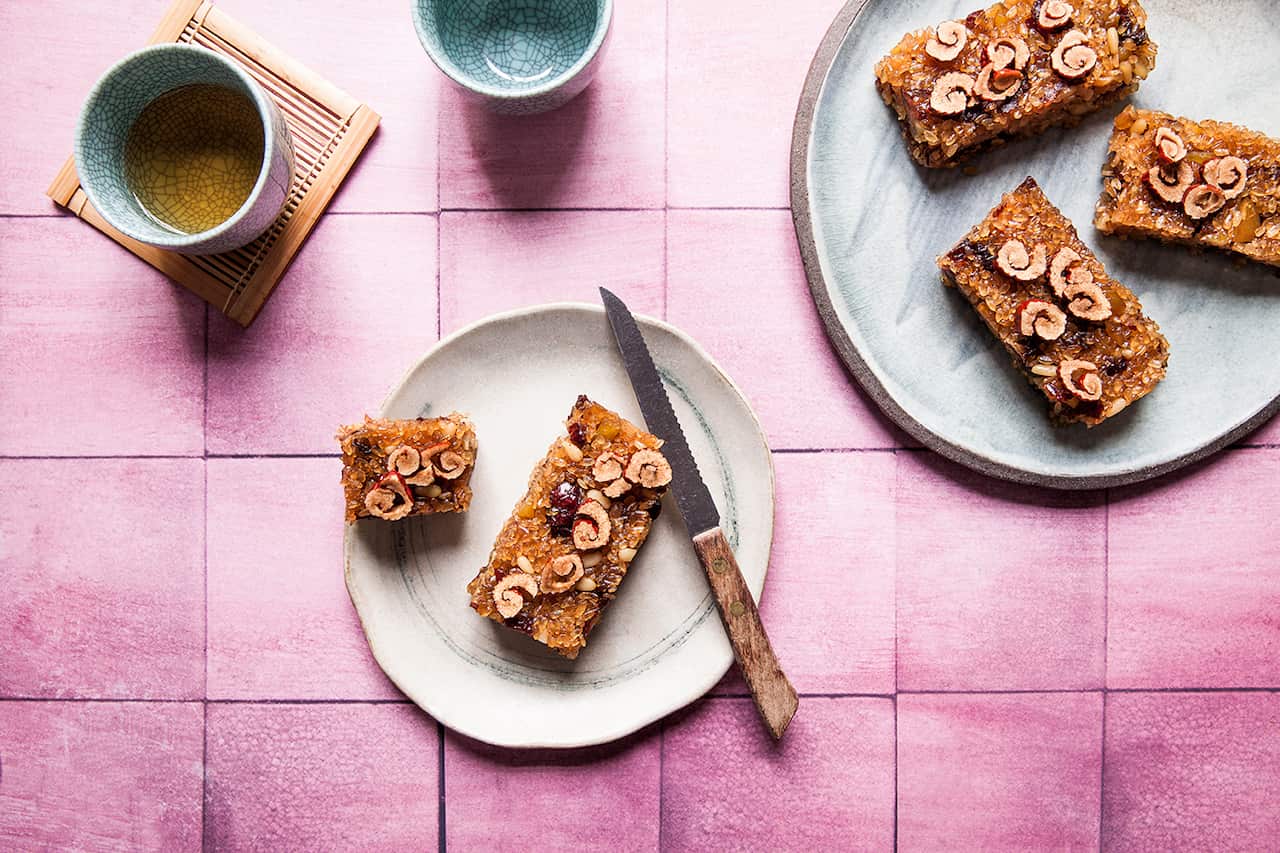 Sweet sticky rice with fruit, nuts and honey