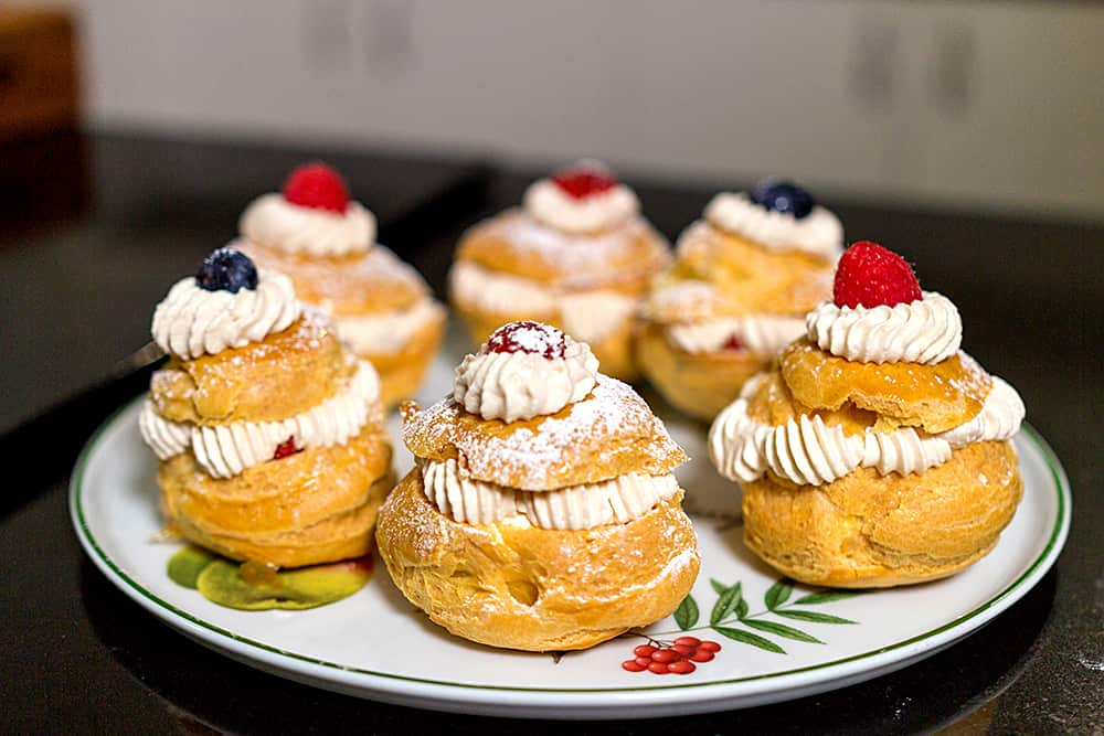 Profiteroles filled with red fruits  (Profiteroles aux fruits rouges)
