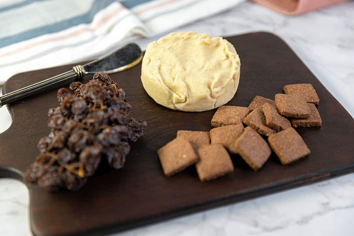 Chocolate brie and chocolate crackers