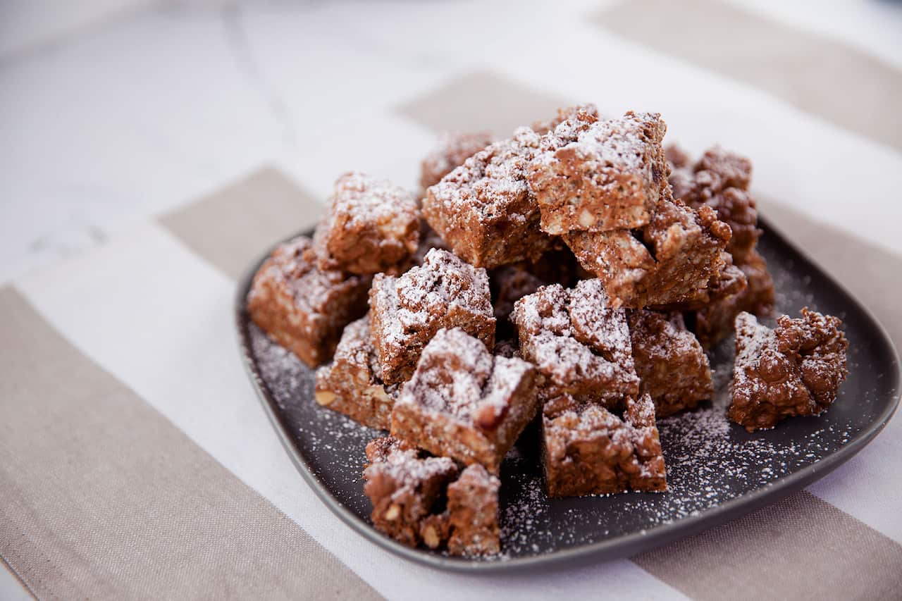 Marshmallow chocolate crackle