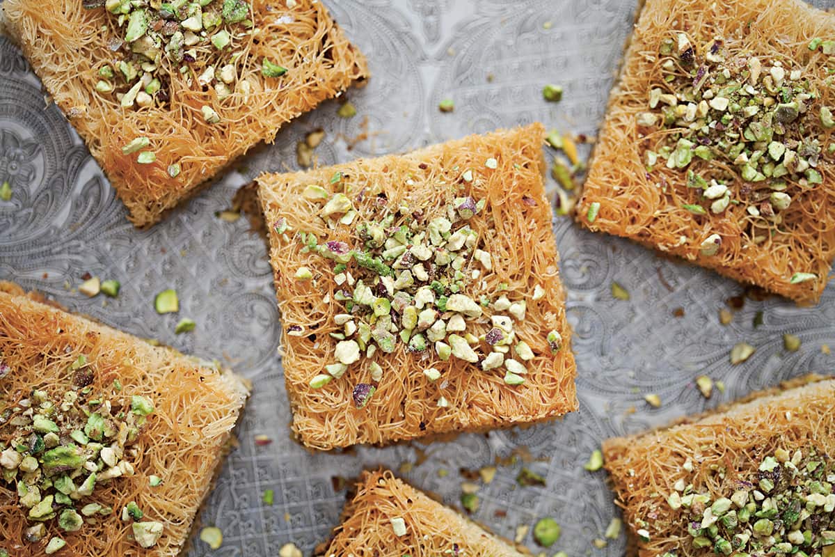 Sweet pistachio pastries (tel kadayıf) 