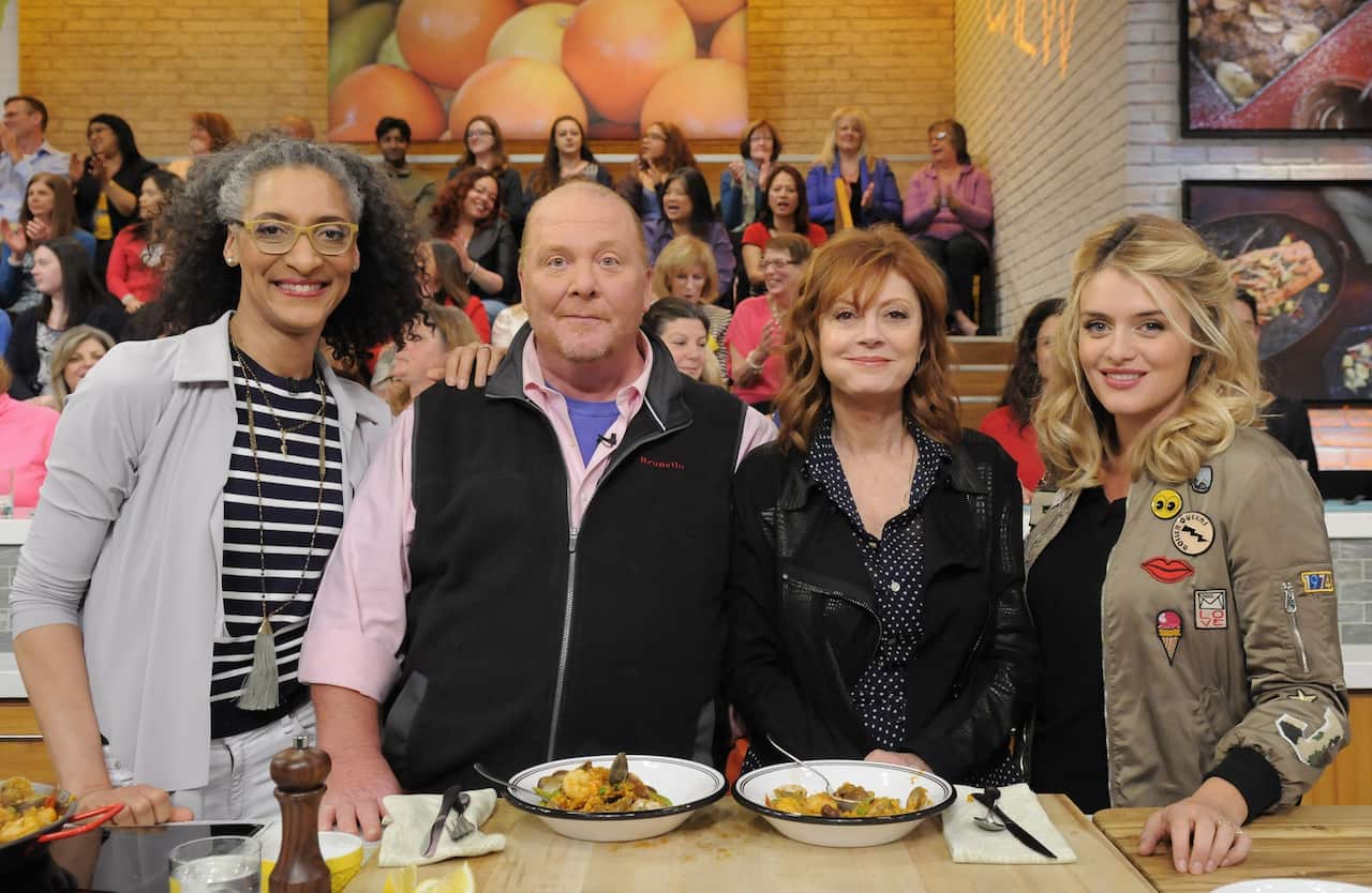 the chew