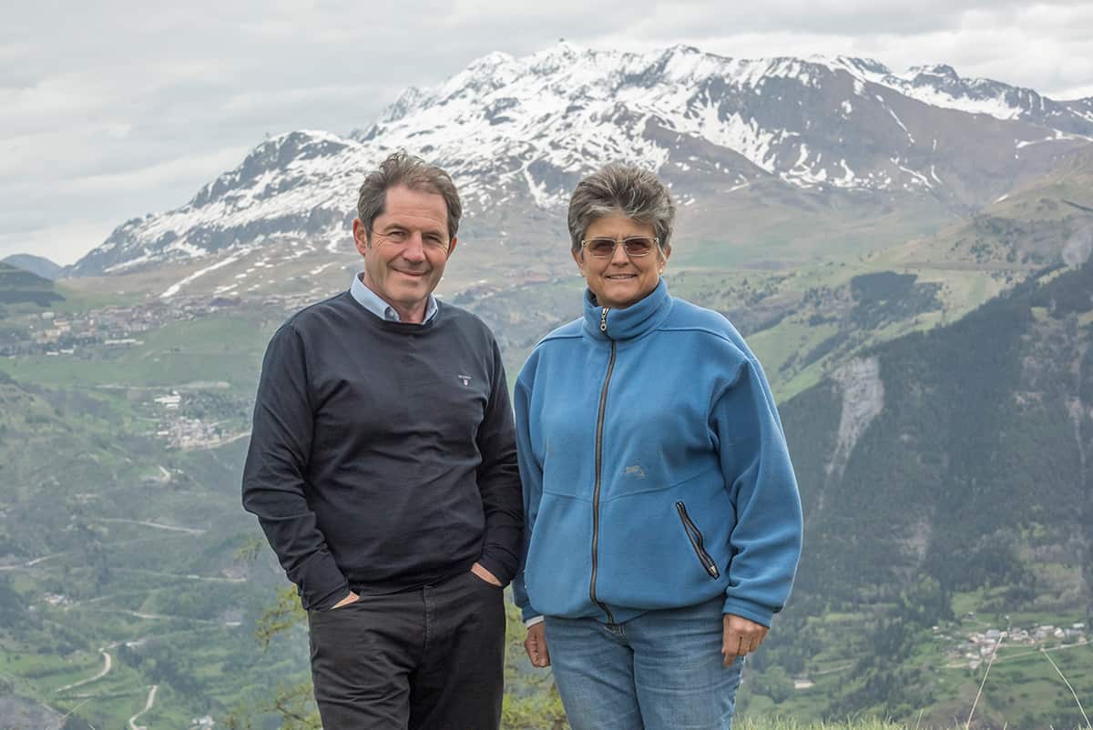 Gabriel Gaté and an alpine berry farmer, episode 20