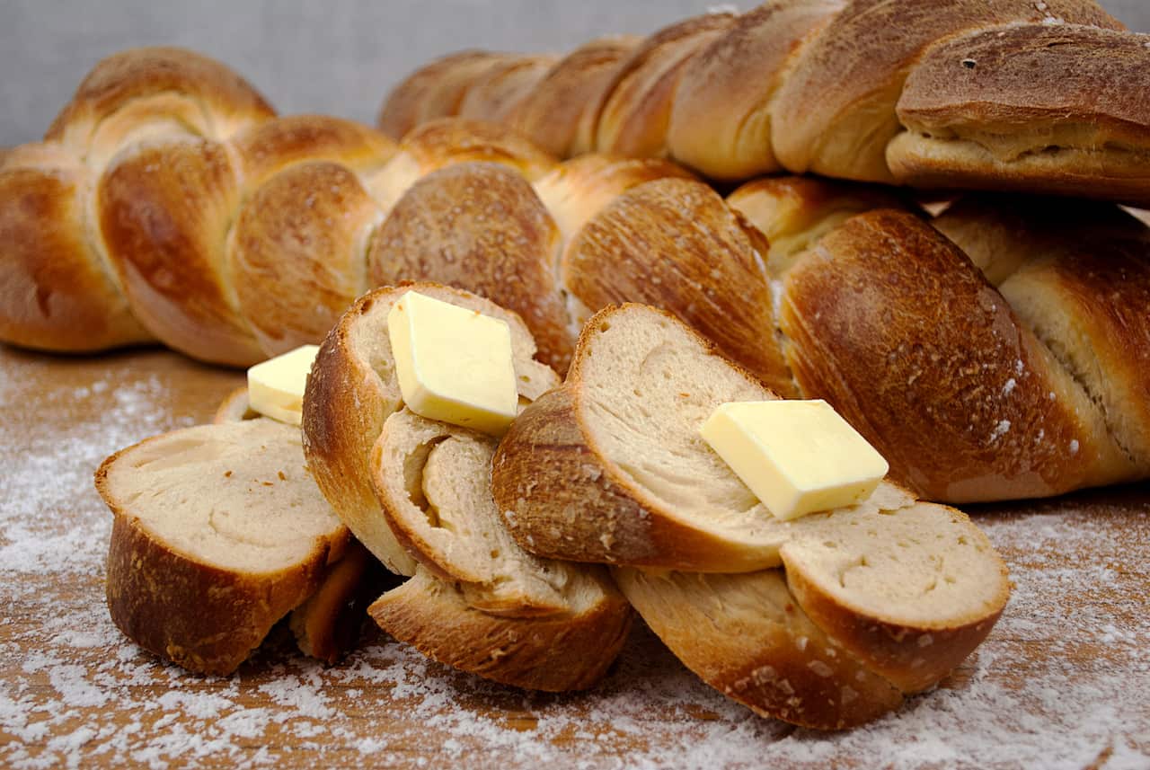 Challah bread
