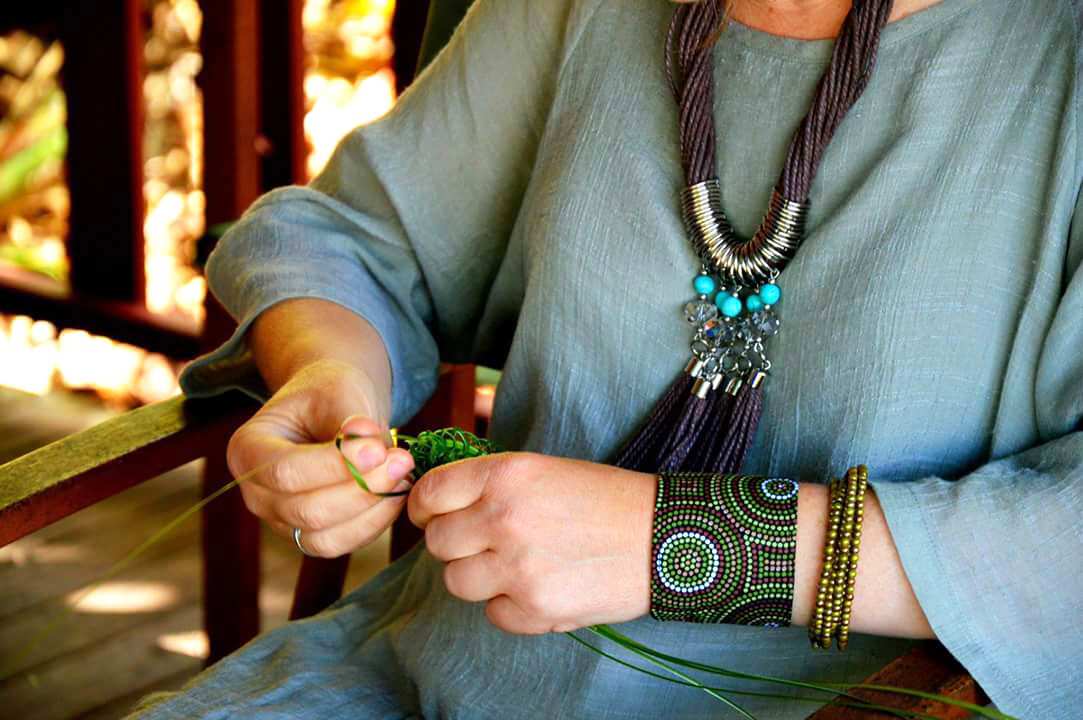 Learning to weave native grasses at a Deadly Espresso workshop