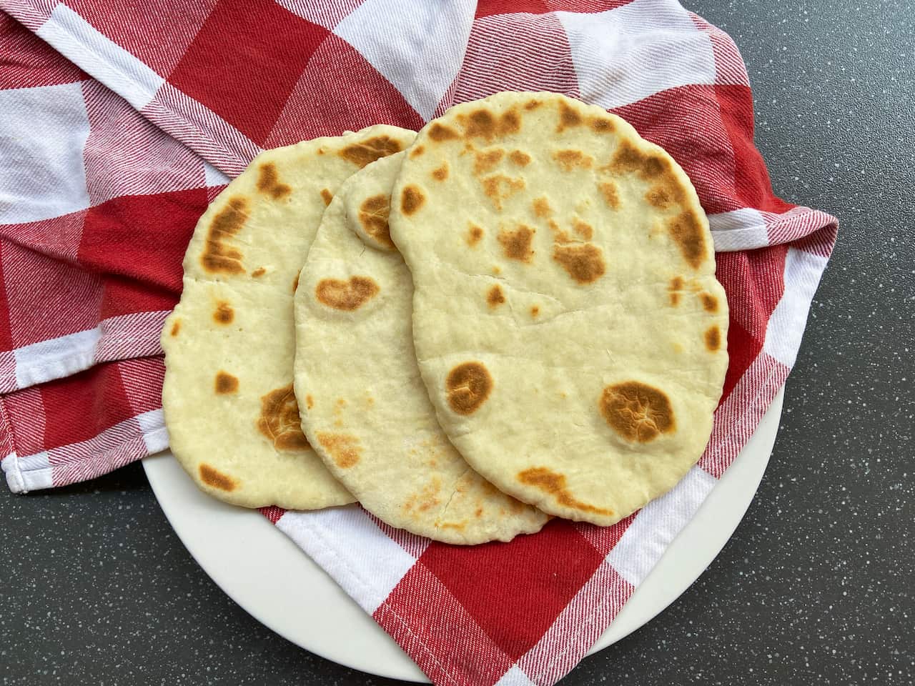Yoghurt flatbreads