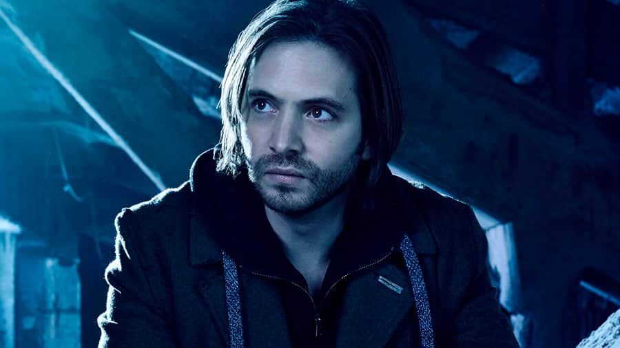 12 Monkeys - Season 1, Aaron Stanford