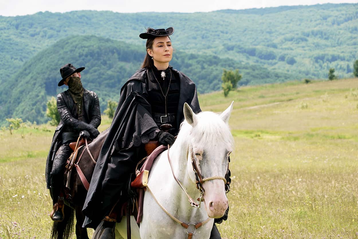 Django, Noomi Rapace