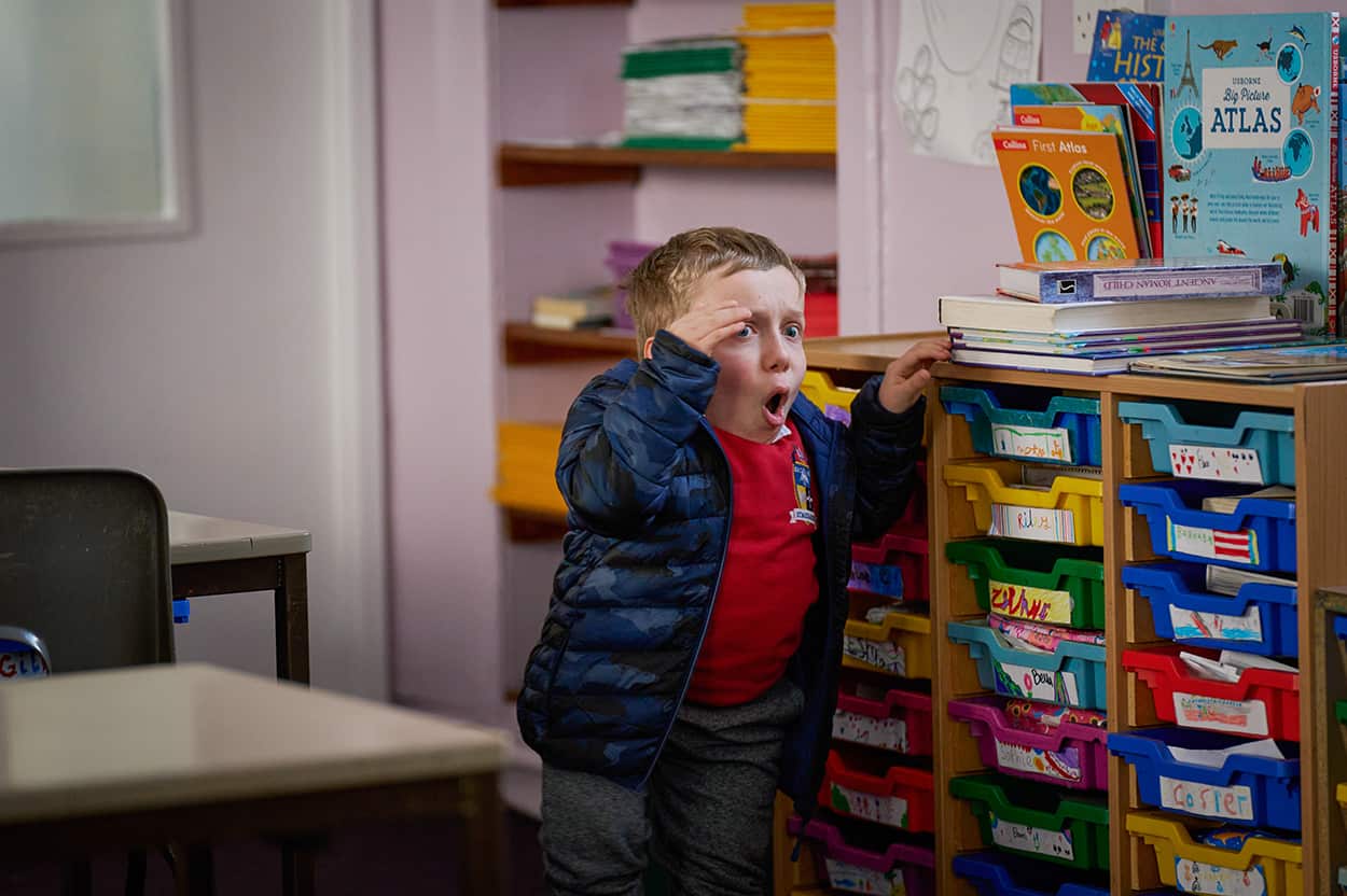 Lenny Rush as Ollie.