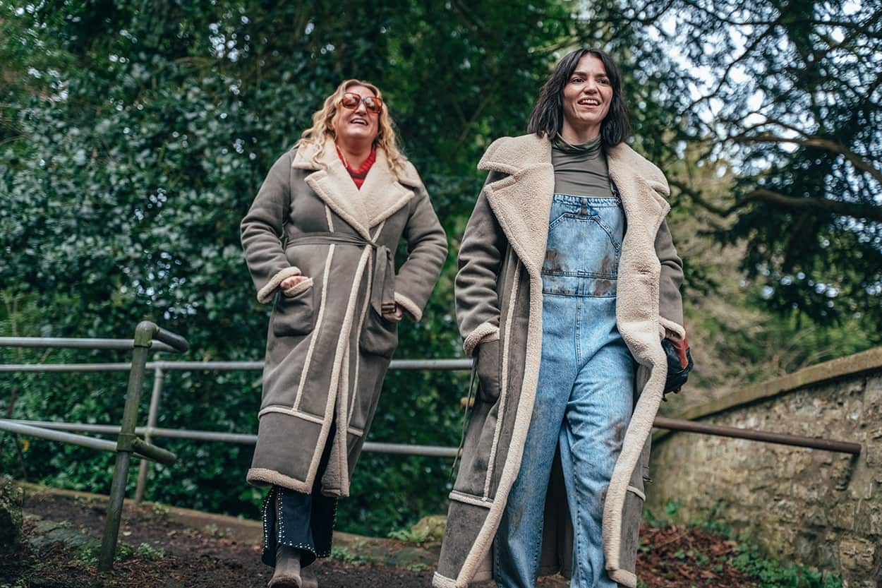 Am I Being Unreasonable? Daisy May Cooper, Selin Hizli