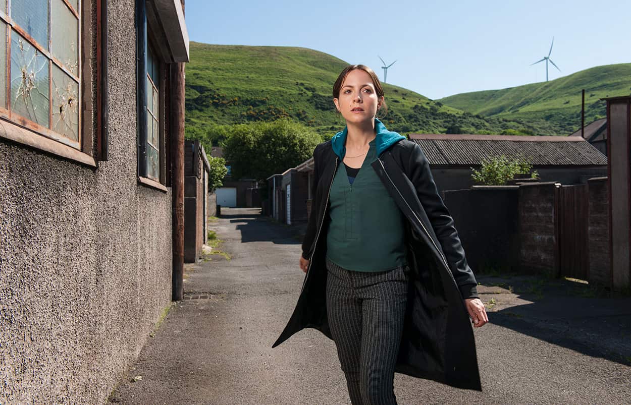 Bang, Catrin Stewart